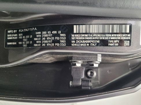 Used 2019 Jeep Renegade Sport image 33