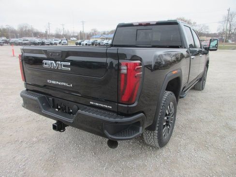 New 2026 GMC Sierra 2500 Denali Ultimate image 5