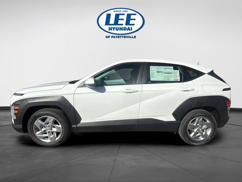 Certified 2026 Hyundai Kona SE FWD image 3