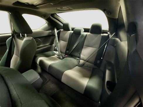 Used 2015 Scion tC image 22