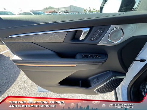 New 2026 Buick Enclave Avenir w/ Super Cruise Package image 23