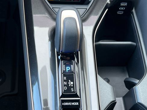 New 2026 Toyota Crown Signia Limited image 19