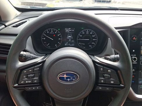 Used 2025 Subaru Crosstrek 2.5i Premium AWD/4WD image 25