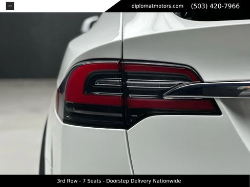 Used 2019 Tesla Model X 100D image 15
