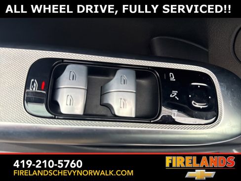 Used 2023 Mercedes-Benz GLC 300 4MATIC image 13