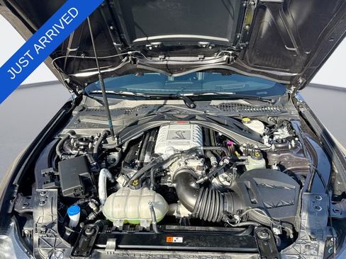 Used 2022 Ford Mustang Shelby GT500 w/ Technology Package image 28