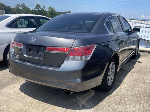 Used 2011 Honda Accord LX-P image 4