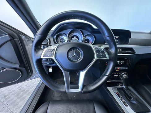 Used 2013 Mercedes-Benz C 250 Sedan image 15