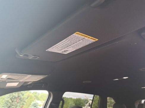 New 2026 Buick Enclave Sport Touring w/ Power Package FWD image 33