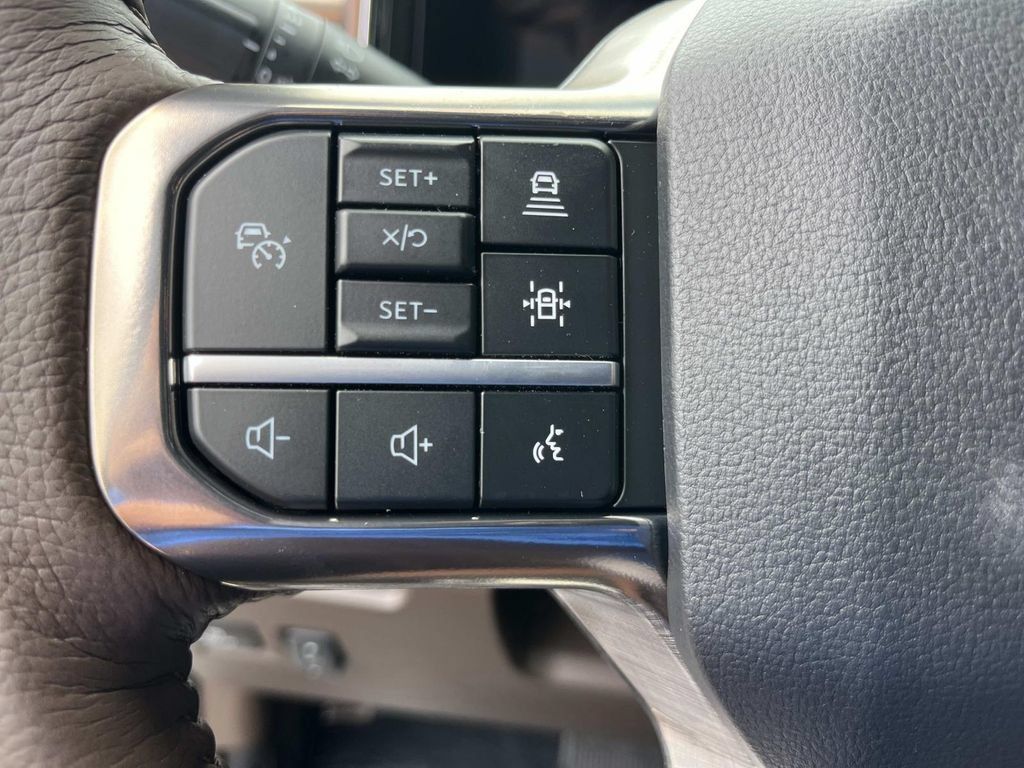 New 2026 Ford F250 King Ranch w/ Tremor Off-Road Package AWD/4WD image 32