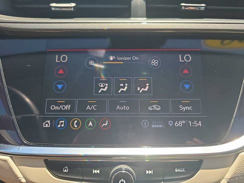 Used 2020 Buick Encore GX Essence w/ Experience Buick Package AWD/4WD image 26