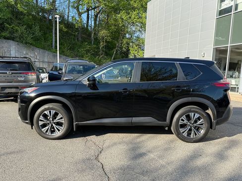 Used 2023 Nissan Rogue SV AWD/4WD image 3