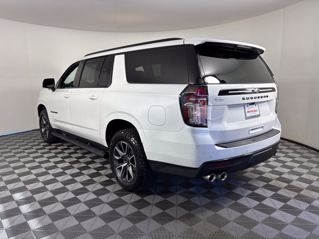 Certified 2024 Chevrolet Suburban Z71 w/ Off-Road Capability Package AWD/4WD image 7