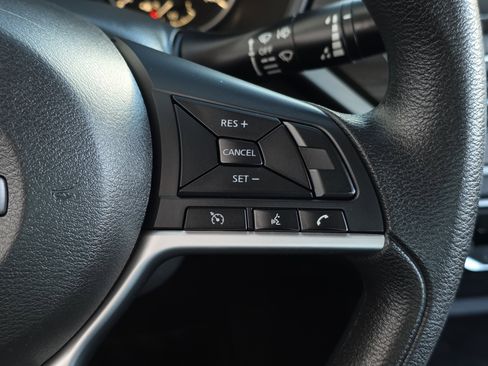 Used 2024 Nissan Altima 2.5 SV image 15