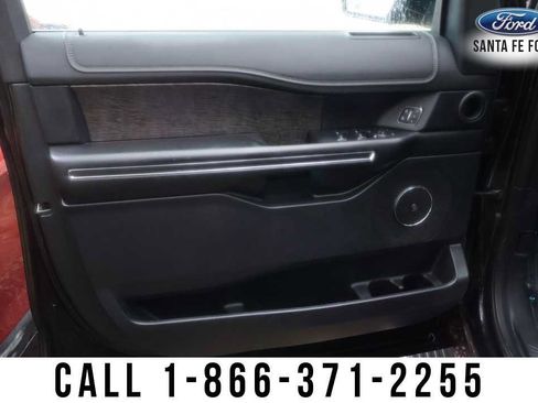 Used 2019 Ford Expedition Limited w/ Driver Assistance Package AWD/4WD image 10