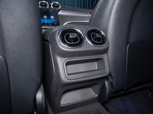 Certified 2026 Mercedes-Benz GLC 300 image 21