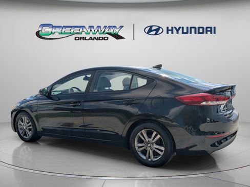 Used 2017 Hyundai Elantra SE FWD image 6
