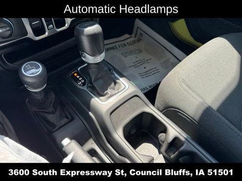 Used 2023 Jeep Gladiator Sport AWD/4WD image 30