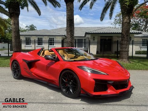 Used 2024 Chevrolet Corvette Z06 w/ Stealth Interior Trim Package RWD image 13