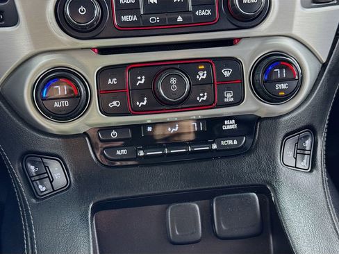 Used 2015 GMC Yukon SLT AWD/4WD image 27
