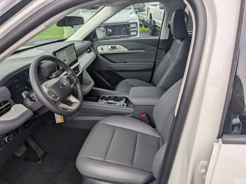 New 2026 Ford Explorer Active w/ Active Comfort Package AWD/4WD image 15