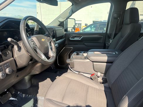 Used 2025 Chevrolet Silverado 2500 LT w/ All Star Edition AWD/4WD image 10