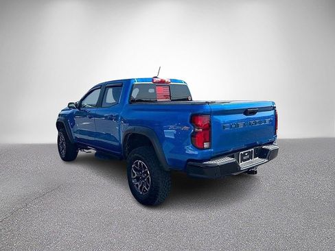 Used 2024 Chevrolet Colorado ZR2 w/ Technology Package AWD/4WD image 8