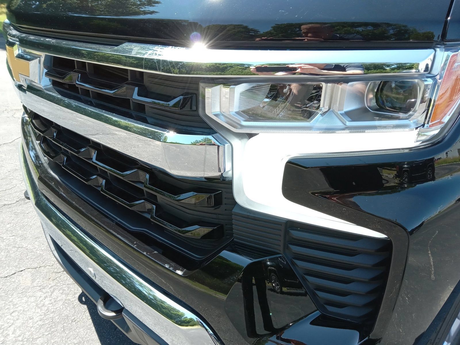 Used 2026 Chevrolet Silverado 1500 LT AWD/4WD image 7