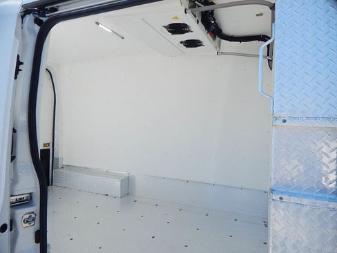 Used 2021 Ford Transit 250 148 High Roof w/ Load Area Protection Package image 8