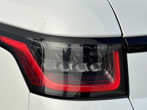 Used 2022 Land Rover Range Rover Sport HSE Silver Edition image 33