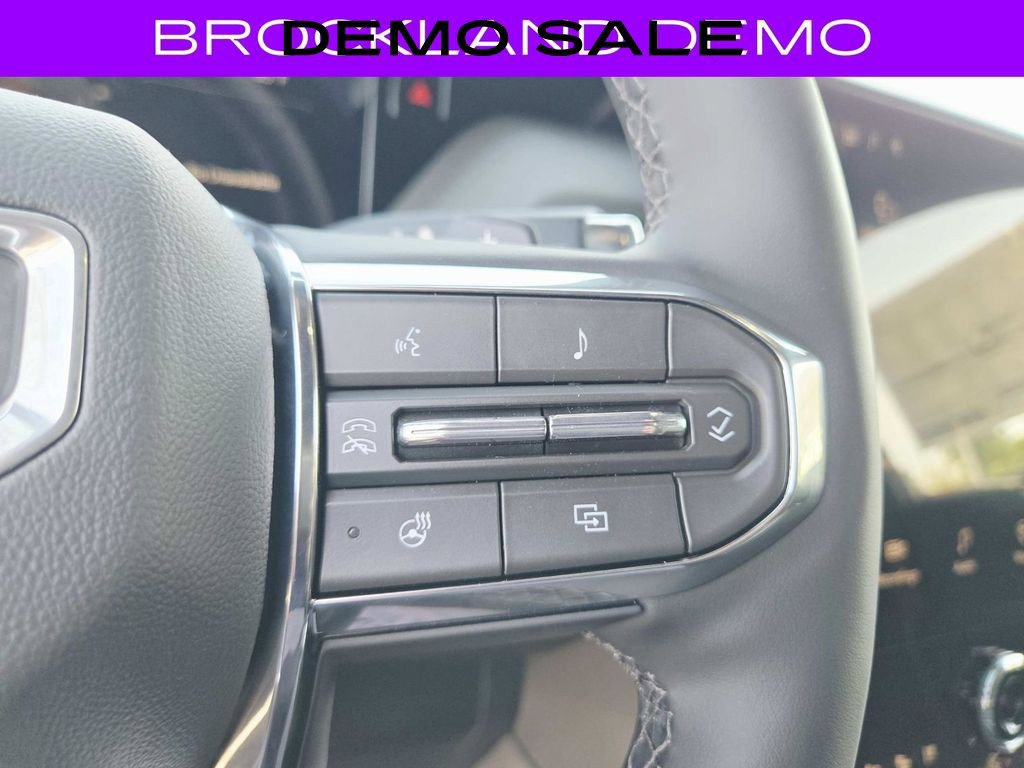 New 2026 GMC Yukon Denali w/ Denali Reserve Package AWD/4WD image 24