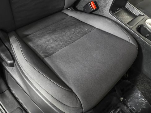 Used 2022 Nissan Frontier S w/ Technology Package image 46