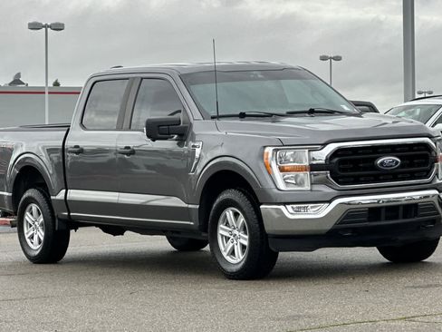 Used 2021 Ford F150 XLT w/ Tow Technology Package image 5