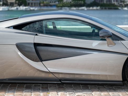 Used 2018 McLaren 570S Coupe RWD image 50