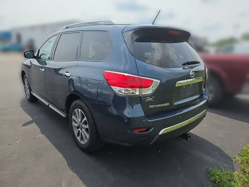 Used 2014 Nissan Pathfinder SV AWD/4WD image 5