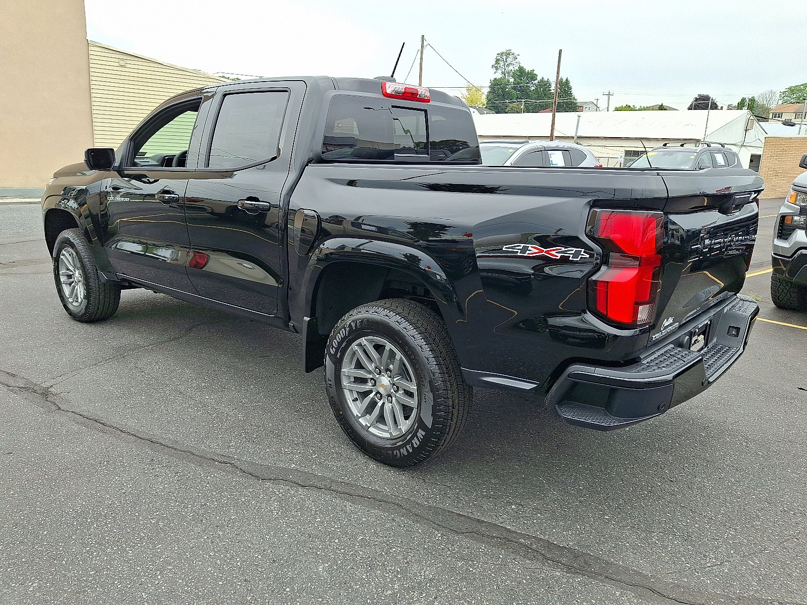 New 2026 Chevrolet Colorado LT w/ LT Convenience Package AWD/4WD image 4