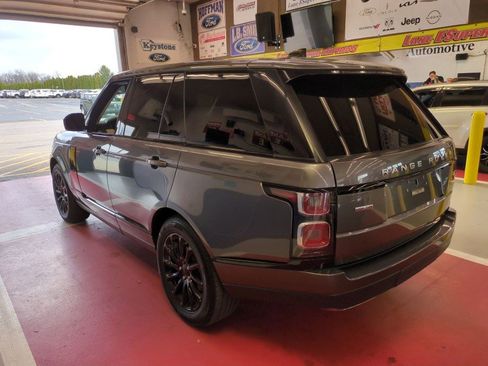 Used 2018 Land Rover Range Rover HSE image 5