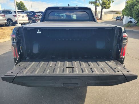 Used 2025 GMC Sierra EV Denali AWD/4WD image 7