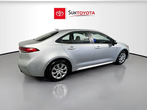 Used 2026 Toyota Corolla LE FWD image 4