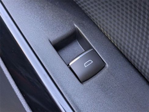 New 2026 Chevrolet Equinox RS w/ Convenience Package III image 38