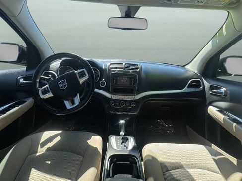 Used 2014 Dodge Journey SXT AWD/4WD image 9