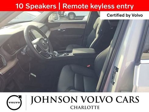 Used 2025 Volvo XC90 B6 Plus AWD/4WD image 4