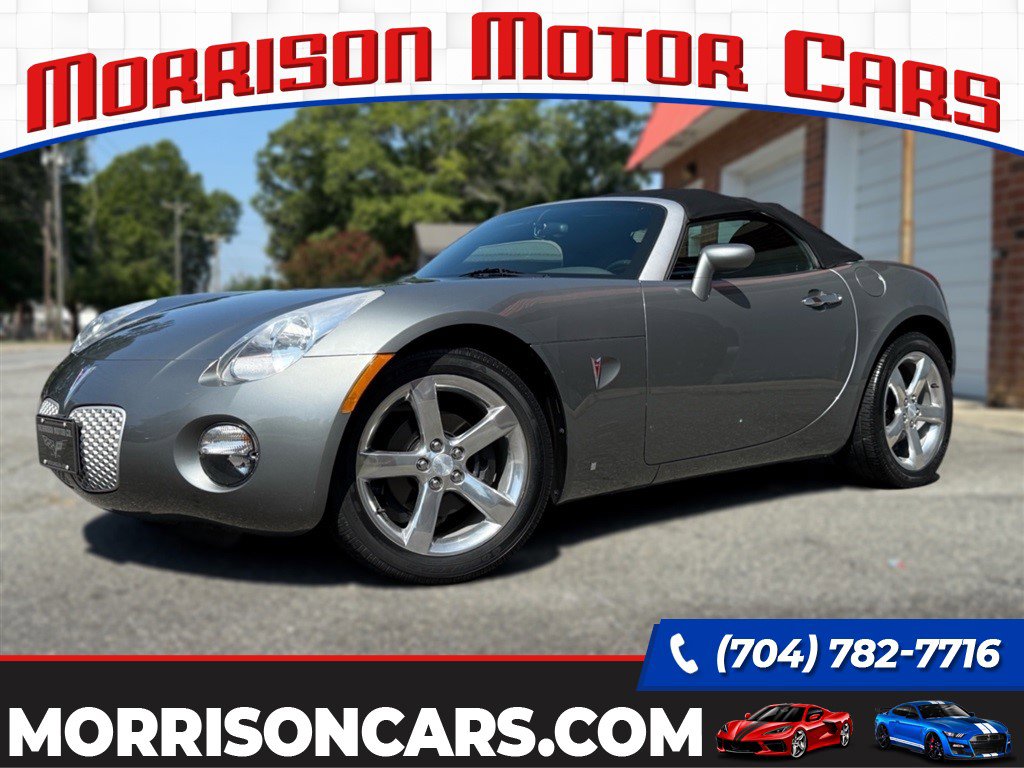 Used 2007 Pontiac Solstice Convertible w/ Premium Package RWD image 1