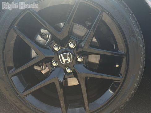 Used 2023 Honda Civic Sport image 11