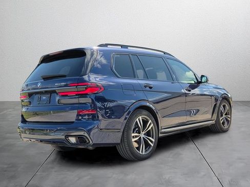 Used 2023 BMW X7 xDrive40i w/ Executive Package AWD/4WD image 4