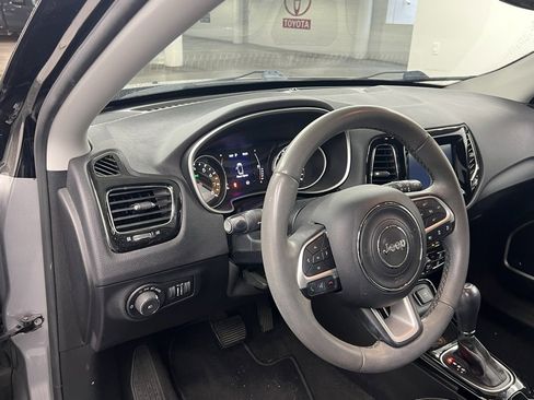 Used 2021 Jeep Compass Latitude w/ Sun and Sound Group image 7