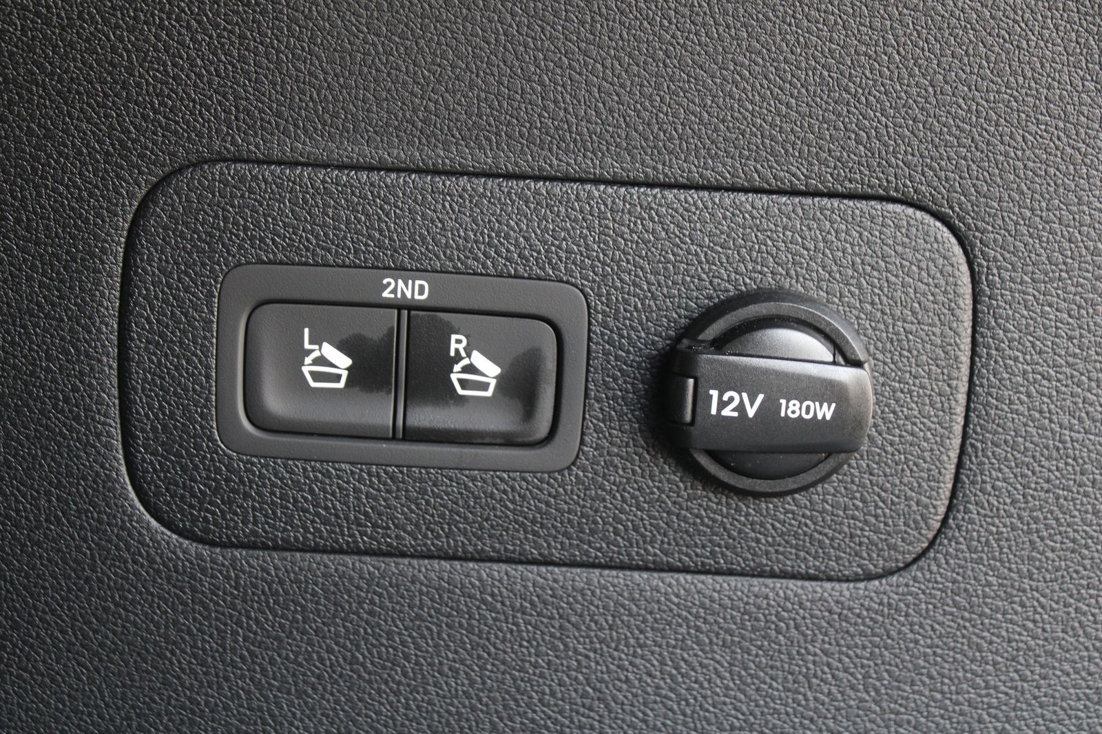 Used 2023 Hyundai Santa Fe Calligraphy AWD/4WD image 11