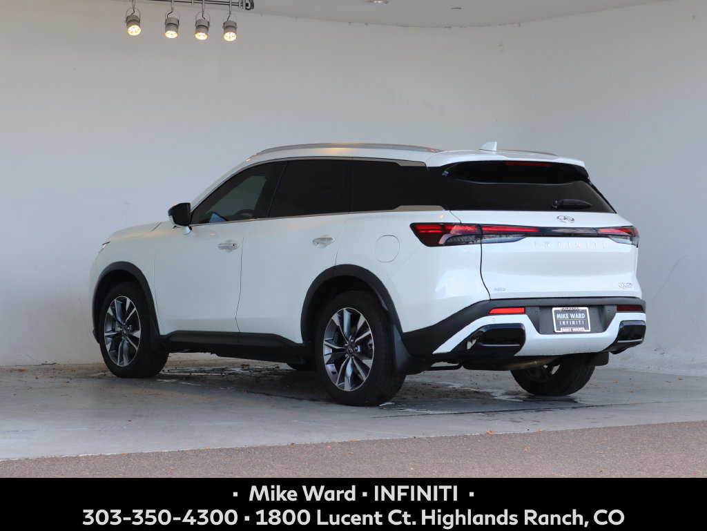 Used 2023 INFINITI QX60 Luxe AWD/4WD image 4