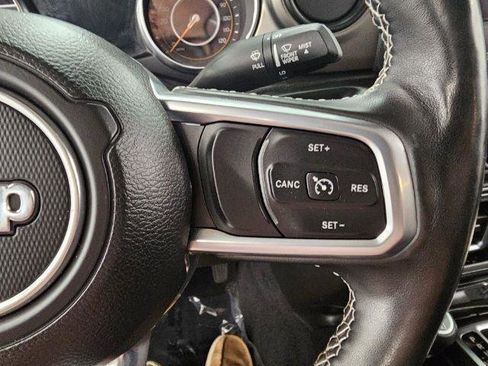 Used 2020 Jeep Gladiator Sport w/ Quick Order Package 24S image 12