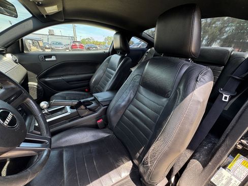 Used 2008 Ford Mustang GT RWD image 5